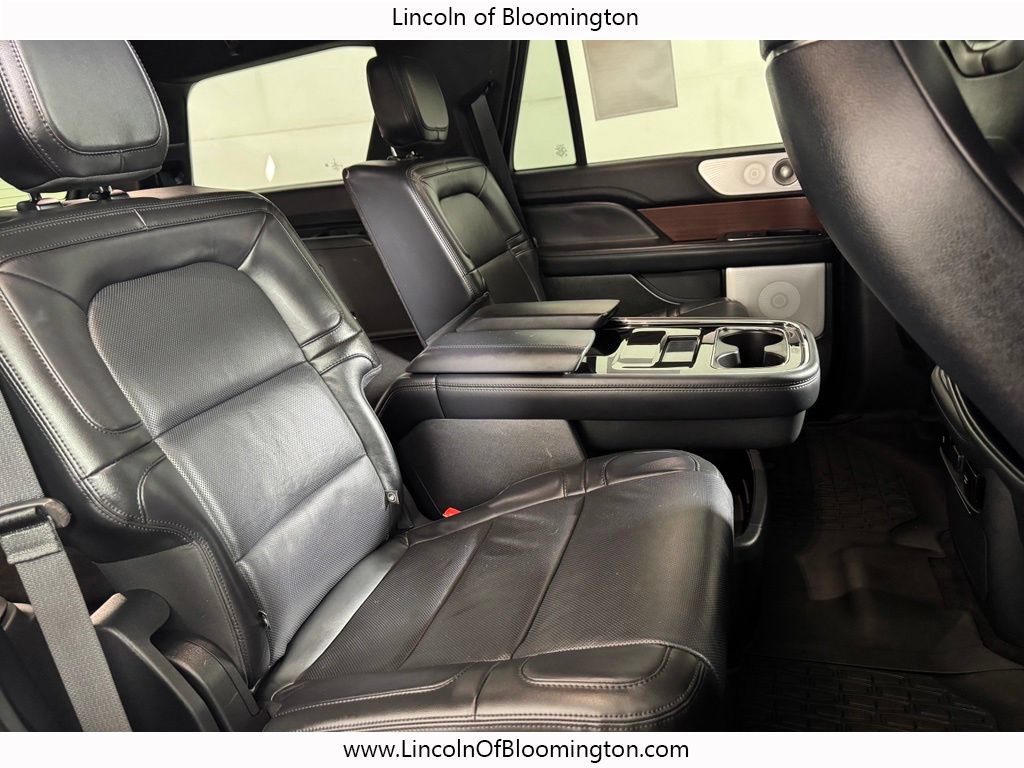 Certified 2023 Lincoln Navigator Reserve AWD/4WD image 12