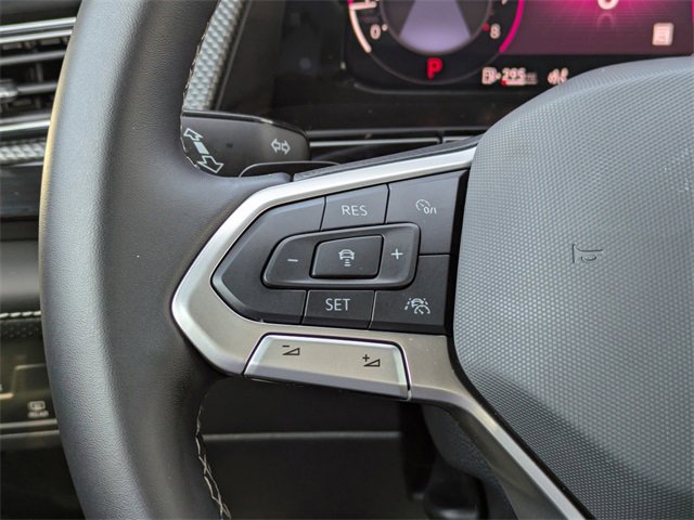 Certified 2025 Volkswagen Atlas Cross Sport SEL image 28