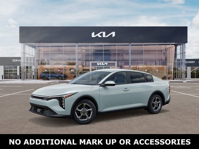 New 2026 Kia K4 LXS image 3