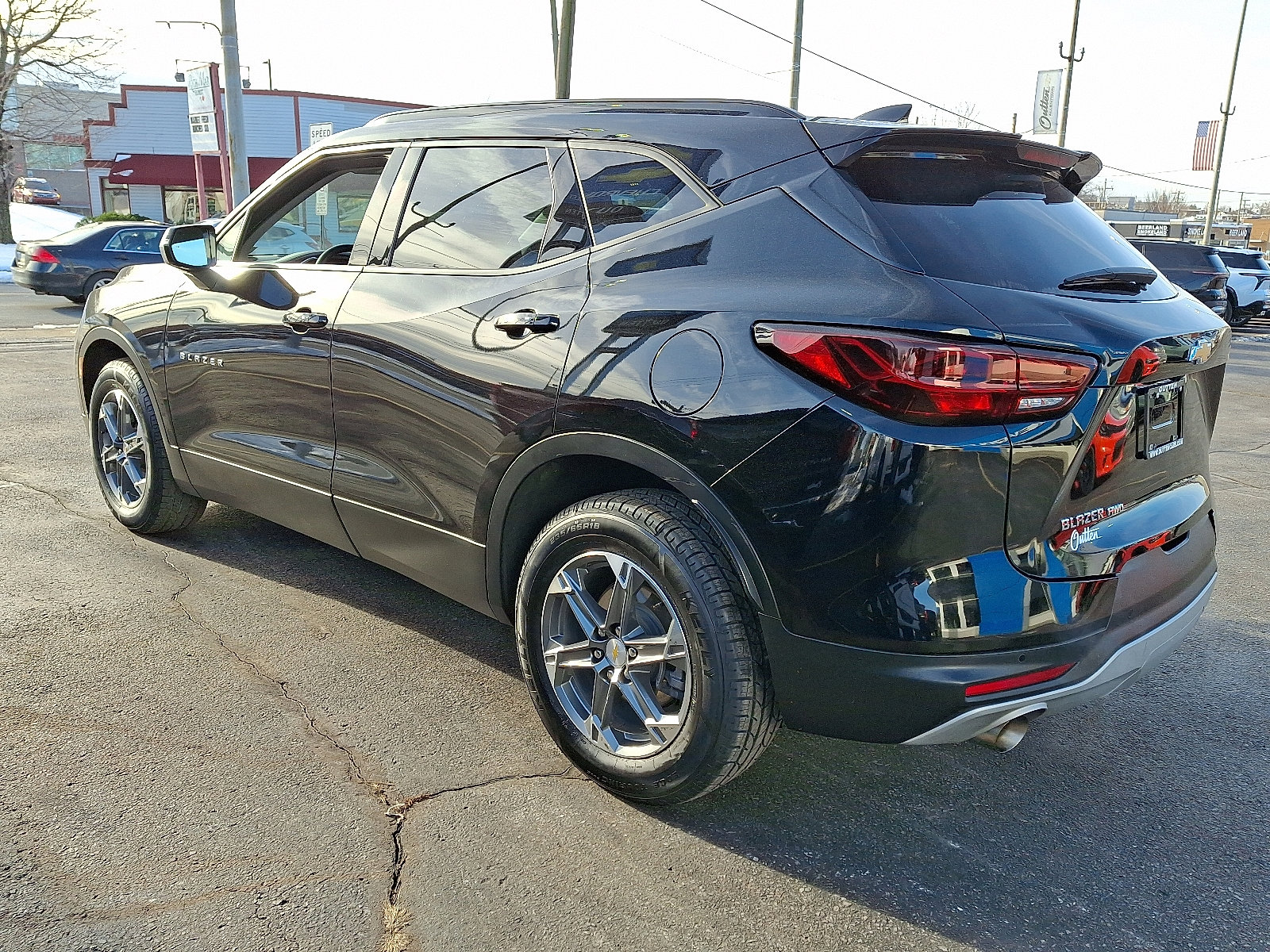 Used 2024 Chevrolet Blazer LT image 2
