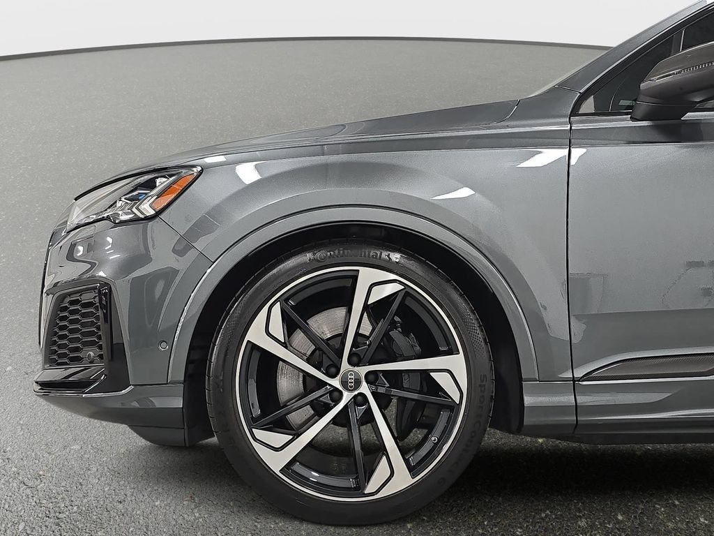 Used 2024 Audi SQ7 Prestige w/ Prestige Package AWD/4WD image 10