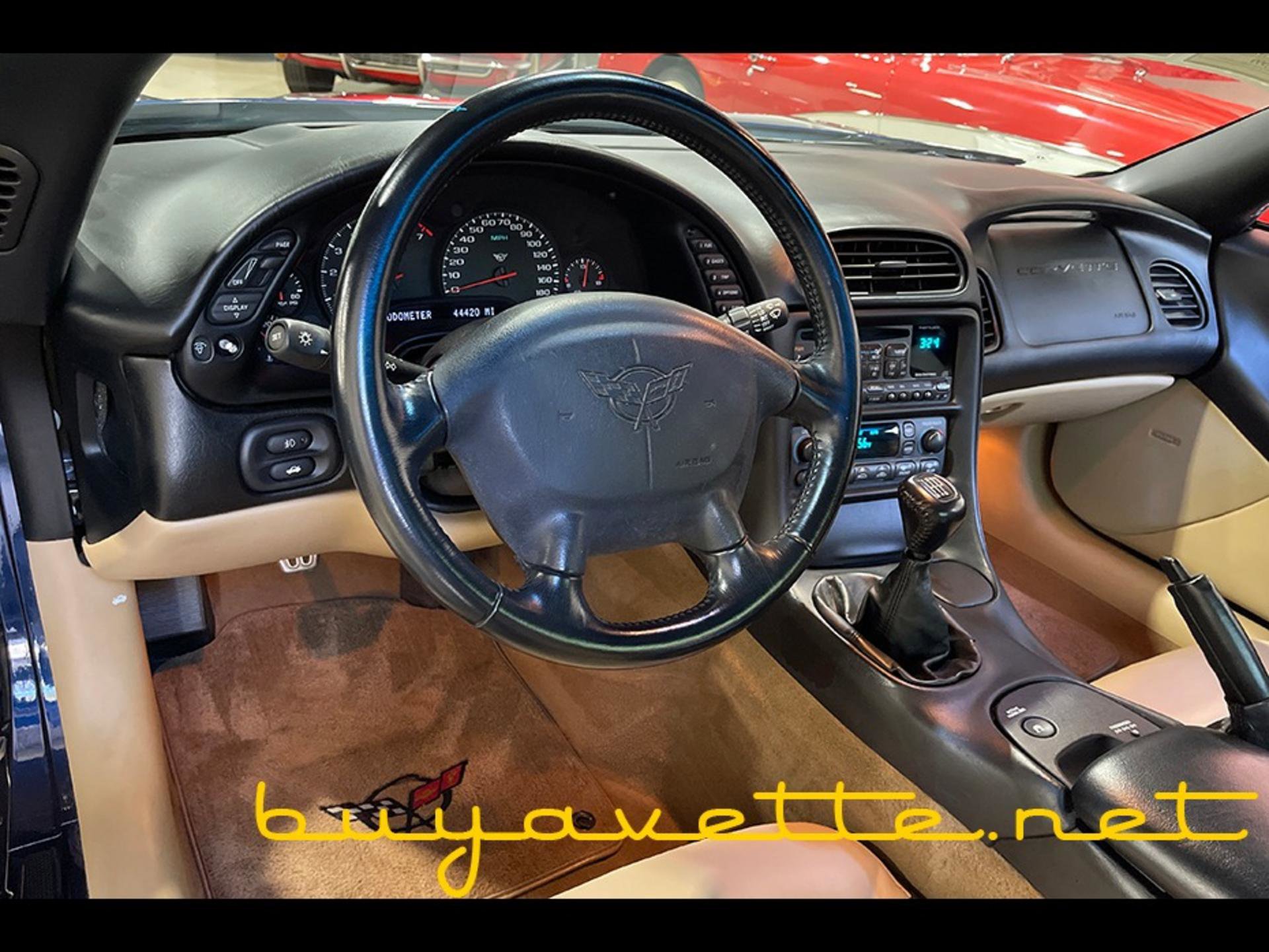 Used 2000 Chevrolet Corvette Coupe w/ Roof Pkg image 14