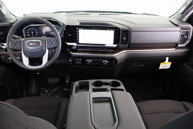 New 2026 GMC Sierra 1500 SLE w/ Preferred Package image 14