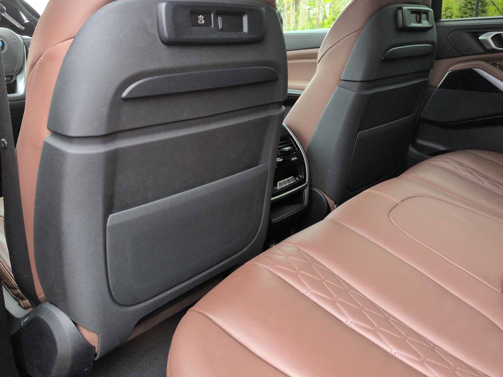 Used 2019 BMW X5 xDrive40i w/ Executive Package AWD/4WD image 18
