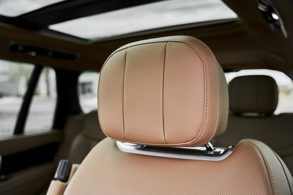 Used 2023 Land Rover Range Rover SE image 42