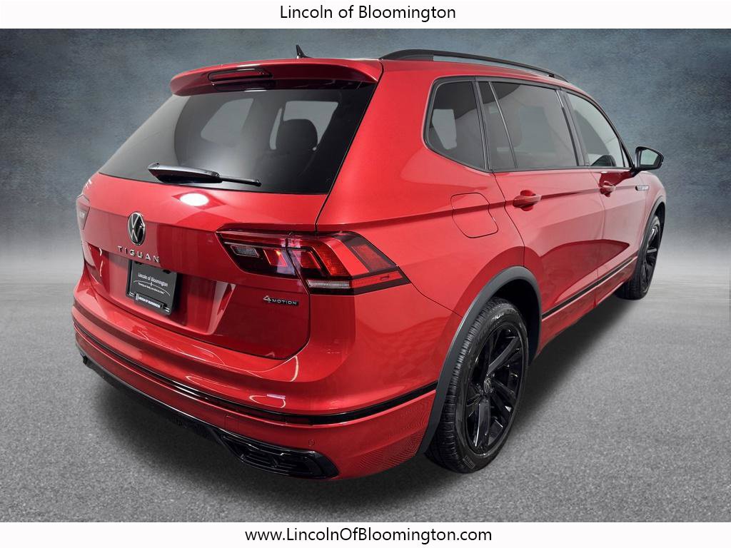 Used 2024 Volkswagen Tiguan SE R-Line AWD/4WD image 5