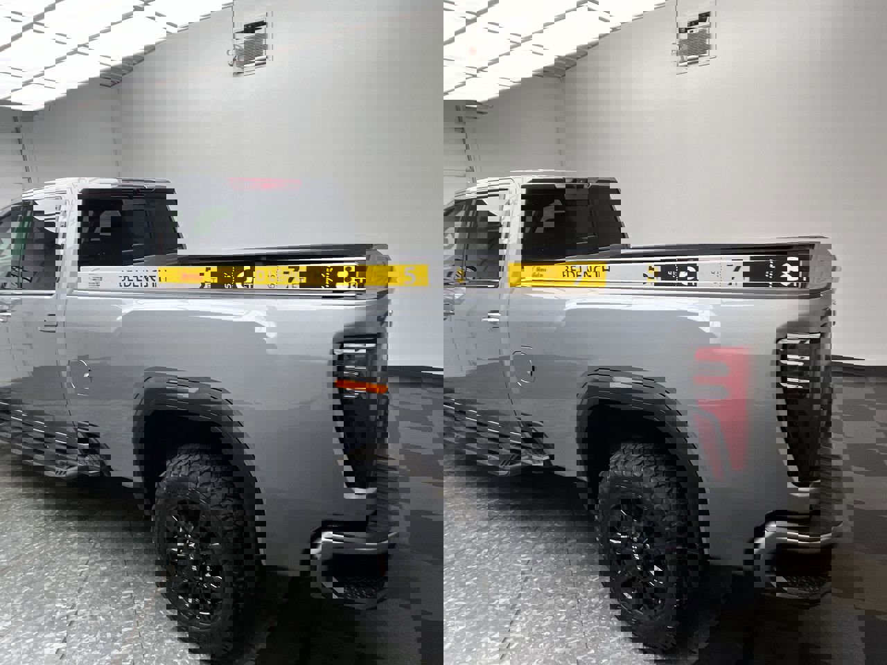 Certified 2024 GMC Sierra 2500 AT4 w/ Technology Package image 34