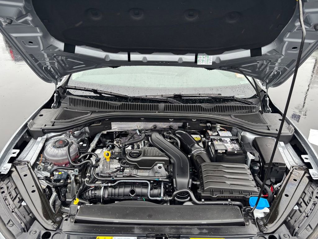 Used 2025 Volkswagen Jetta S image 30
