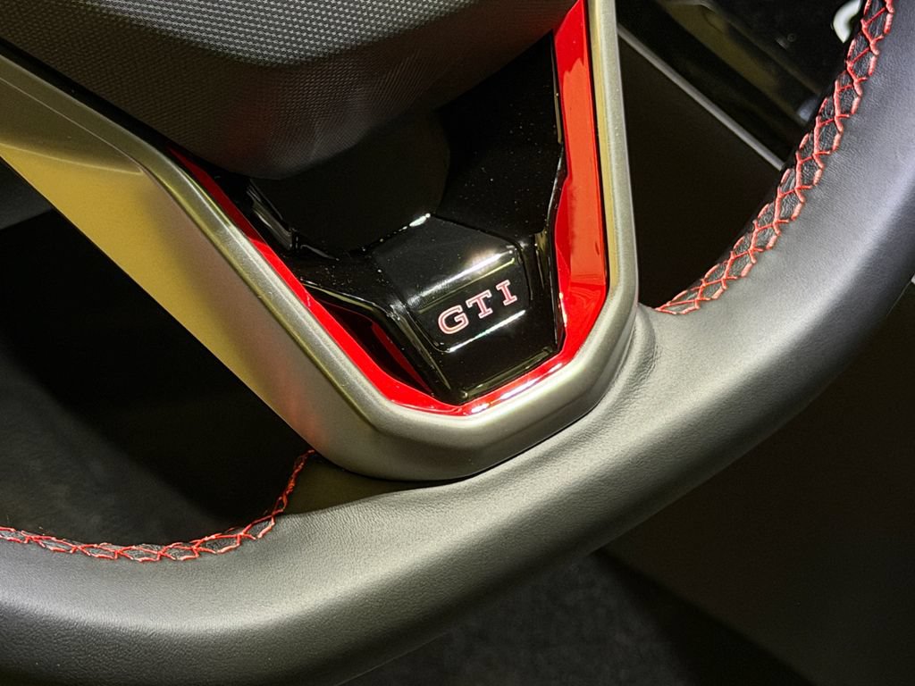 New 2026 Volkswagen GTI SE FWD image 16