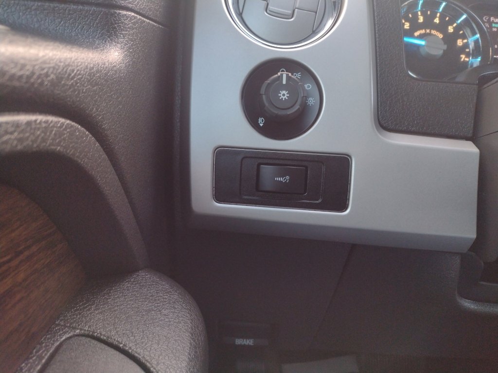 Used 2013 Ford F150 Lariat w/ Lariat Chrome Pkg image 20