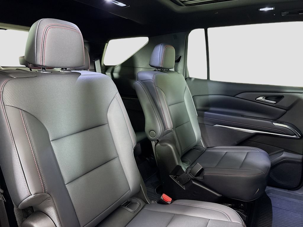 Certified 2026 Chevrolet Traverse Z71 w/ Driver Confidence Package AWD/4WD image 32