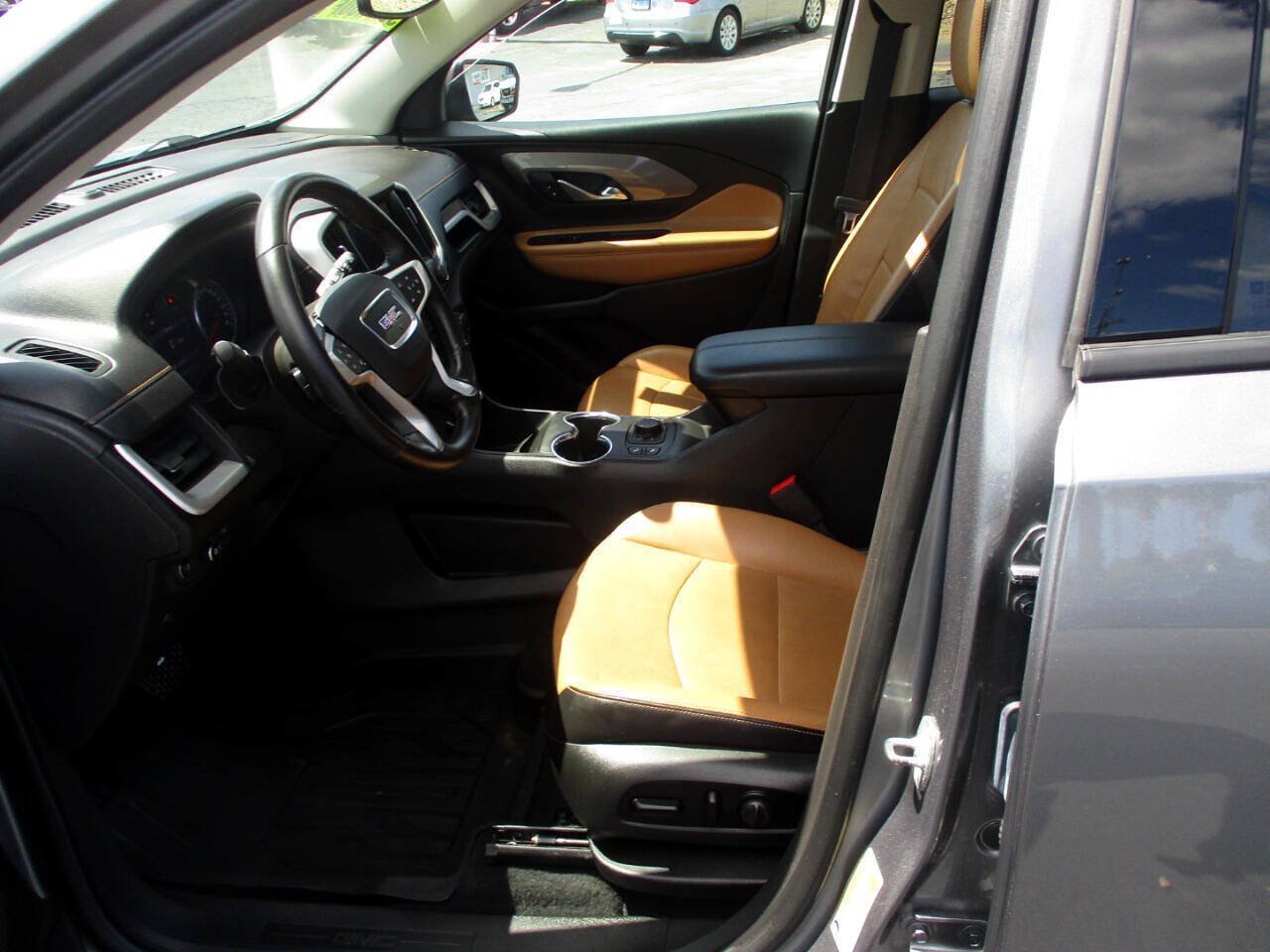 Used 2021 GMC Terrain SLT AWD/4WD image 7