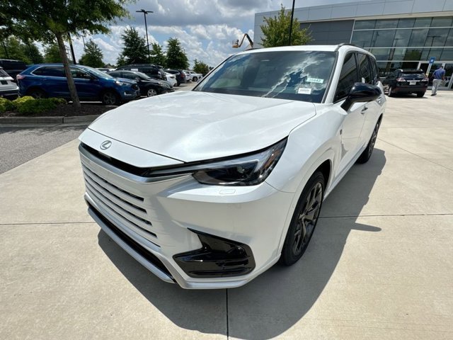 New 2026 Lexus TX 500h AWD image 12