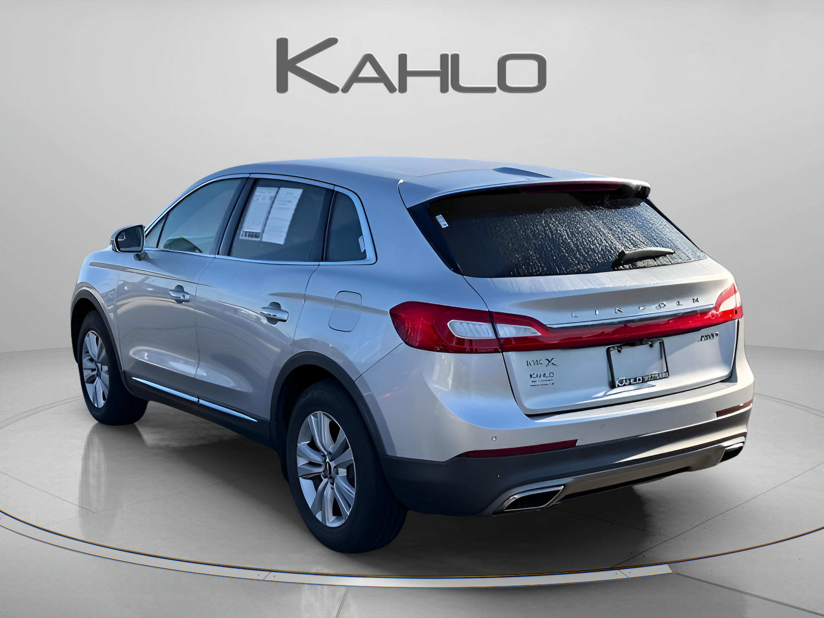 Used 2016 Lincoln MKX Premiere AWD/4WD image 2