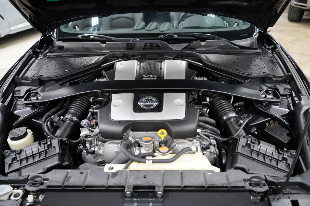 Used 2019 Nissan 370Z Touring RWD image 24