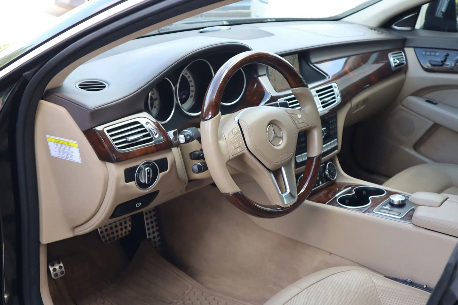 Used 2014 Mercedes-Benz CLS 550 image 13