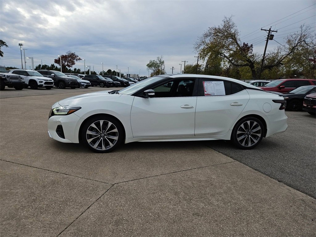 Used 2023 Nissan Maxima SR w/ Sport Mat Group image 5
