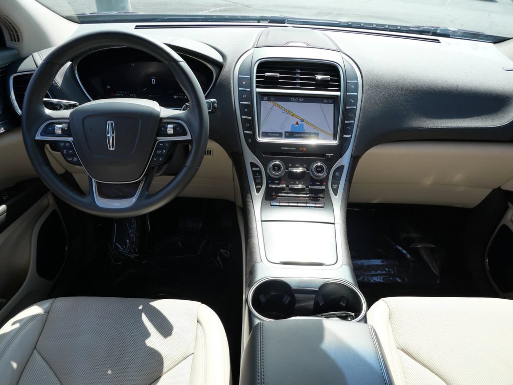 Used 2020 Lincoln Nautilus Reserve AWD/4WD image 14