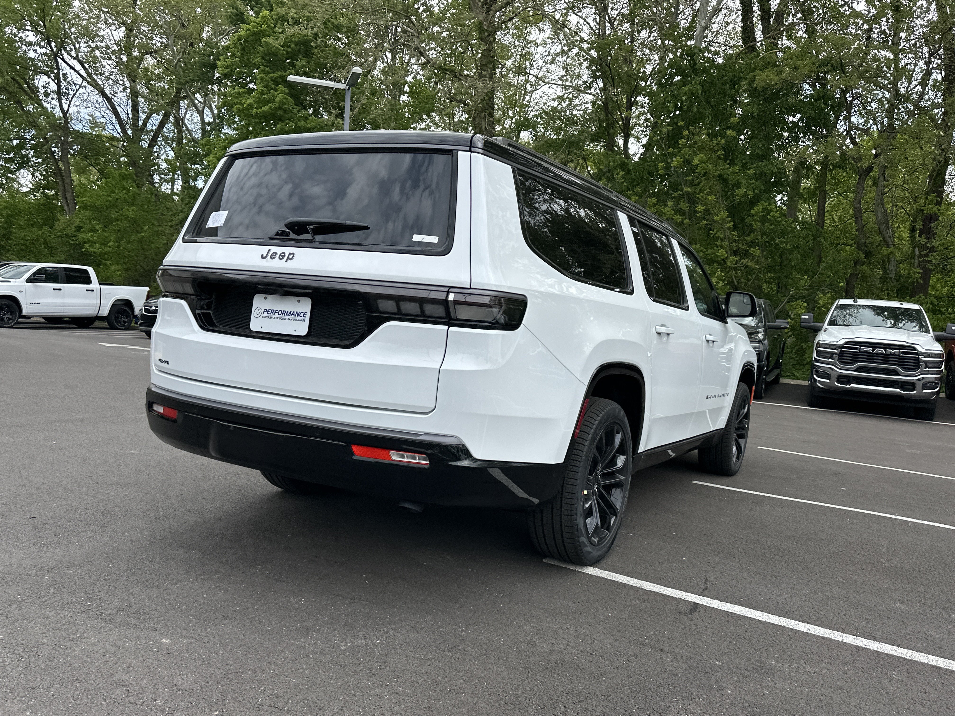 New 2026 Jeep Grand Wagoneer L Summit AWD/4WD image 20