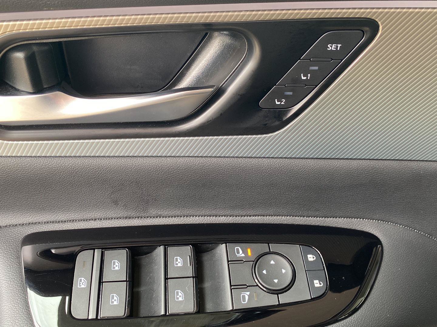 Certified 2026 Nissan Murano SL AWD/4WD image 26