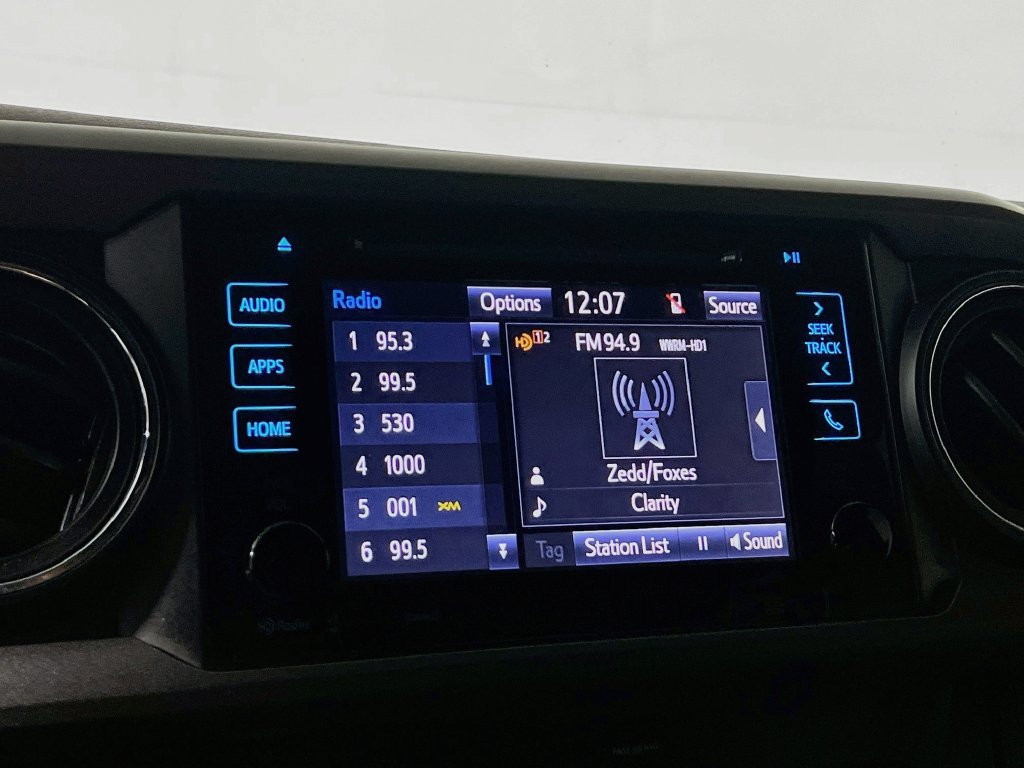 Used 2019 Toyota Tacoma TRD Sport AWD/4WD image 23