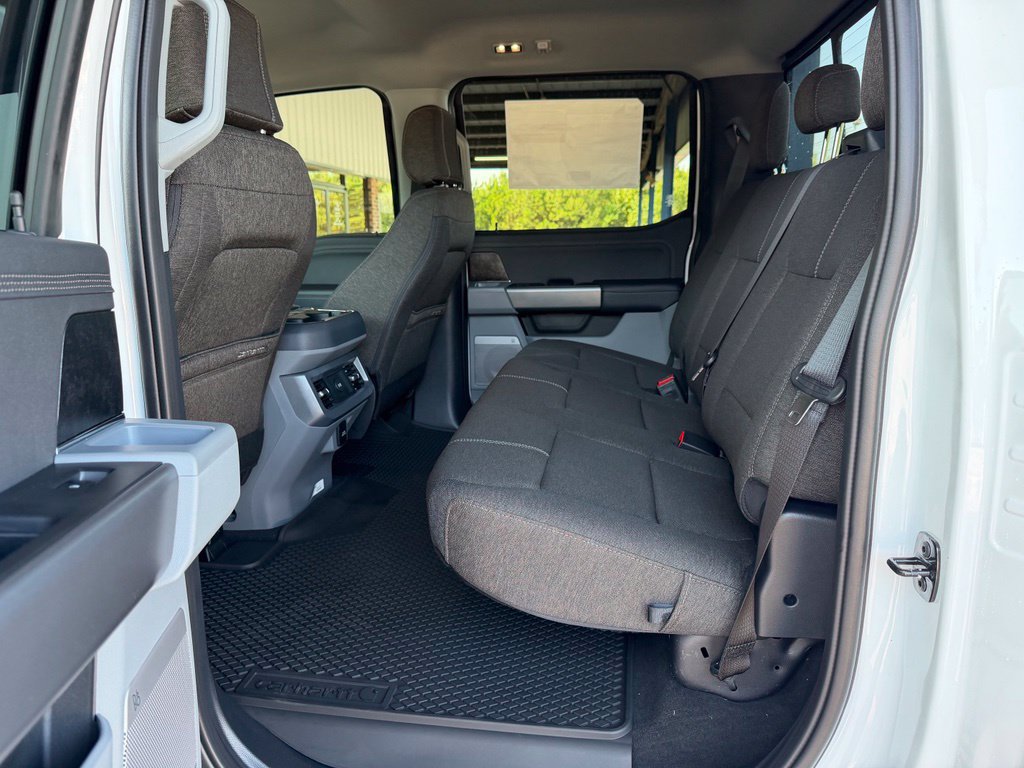 New 2027 Ford F250 XLT w/ XLT Premium Package AWD/4WD image 9