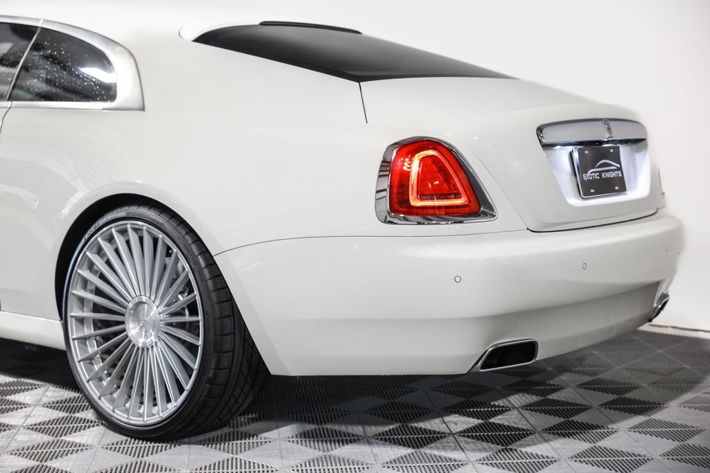 Used 2014 Rolls-Royce Wraith RWD image 18