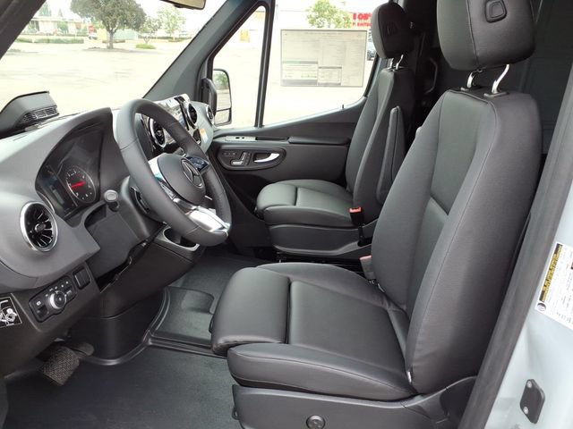 New 2026 Mercedes-Benz Sprinter 2500 image 15