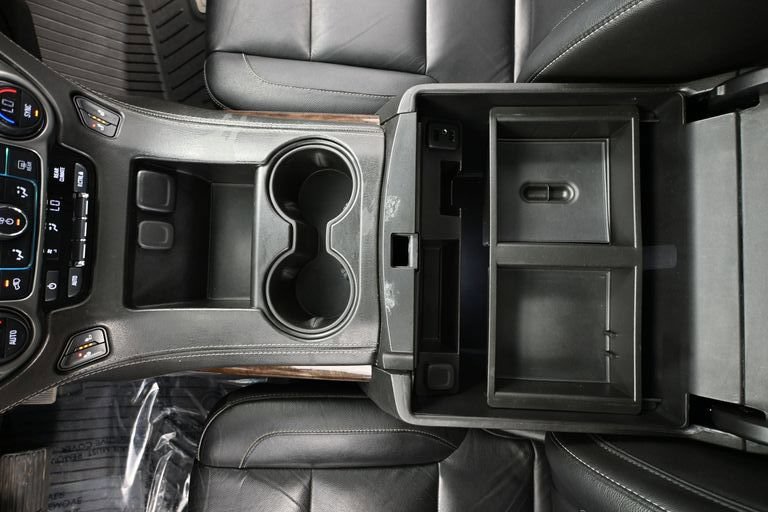 Used 2019 Chevrolet Tahoe LT w/ RST Edition AWD/4WD image 42