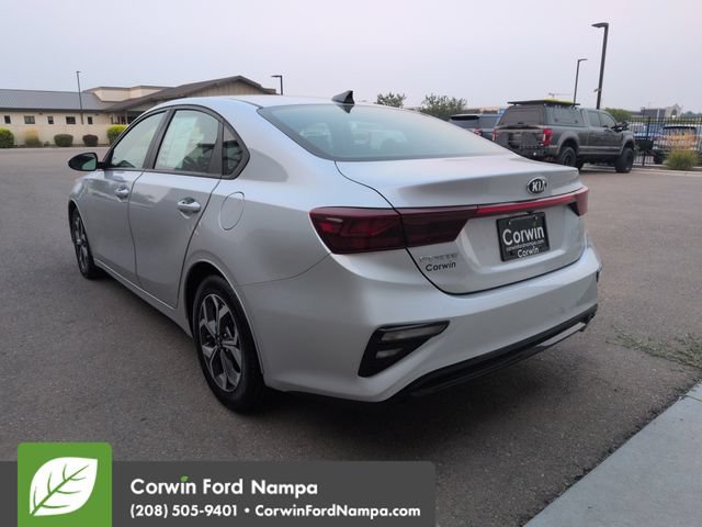 Used 2019 Kia Forte LXS FWD image 5