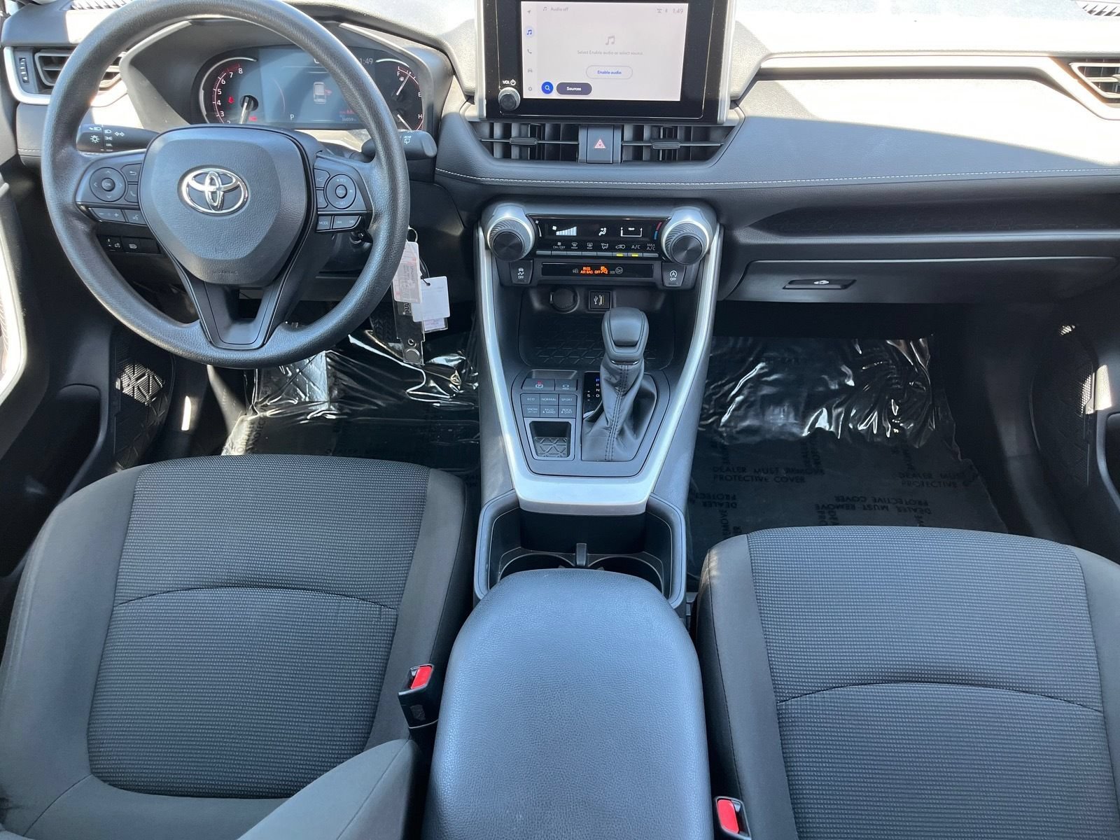 Used 2025 Toyota RAV4 LE AWD/4WD image 14