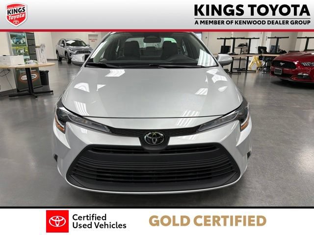 Certified 2025 Toyota Corolla LE FWD image 3