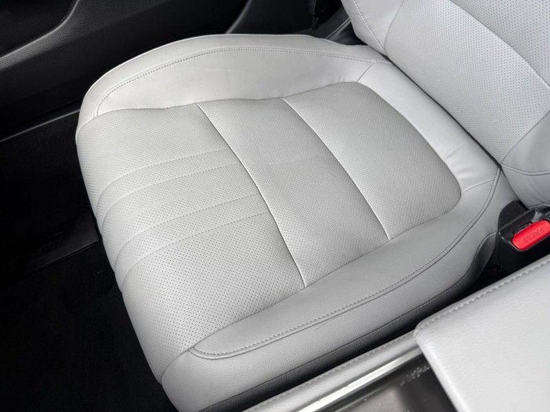 Used 2018 Honda Accord Touring image 27
