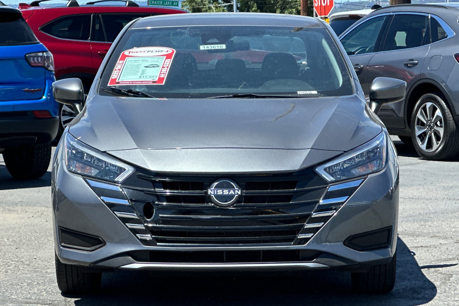 Used 2025 Nissan Versa SV FWD image 9