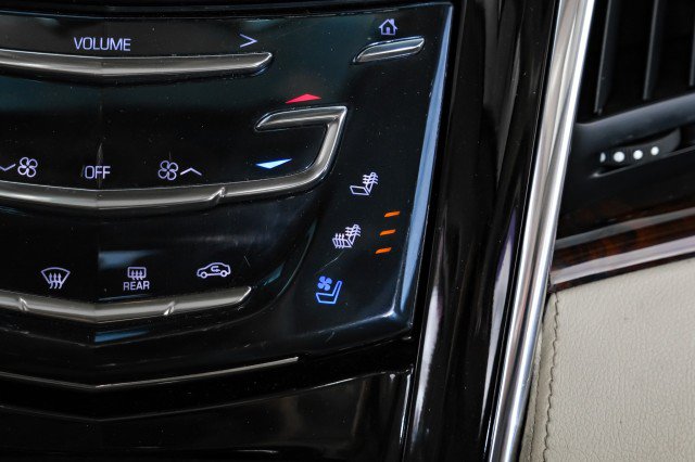 Used 2015 Cadillac Escalade Premium AWD/4WD image 30