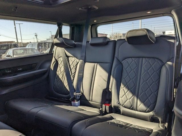 New 2024 Jeep Grand Wagoneer L Series III image 17