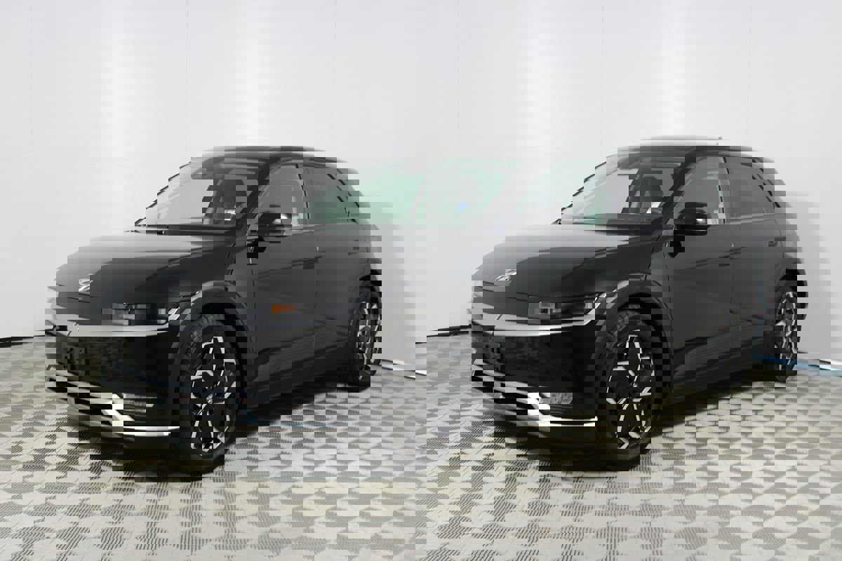 Used 2024 Hyundai Ioniq 5 SE image 29