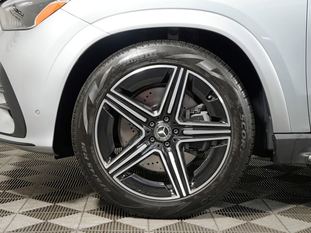 Certified 2025 Mercedes-Benz GLE 450e 4MATIC image 9