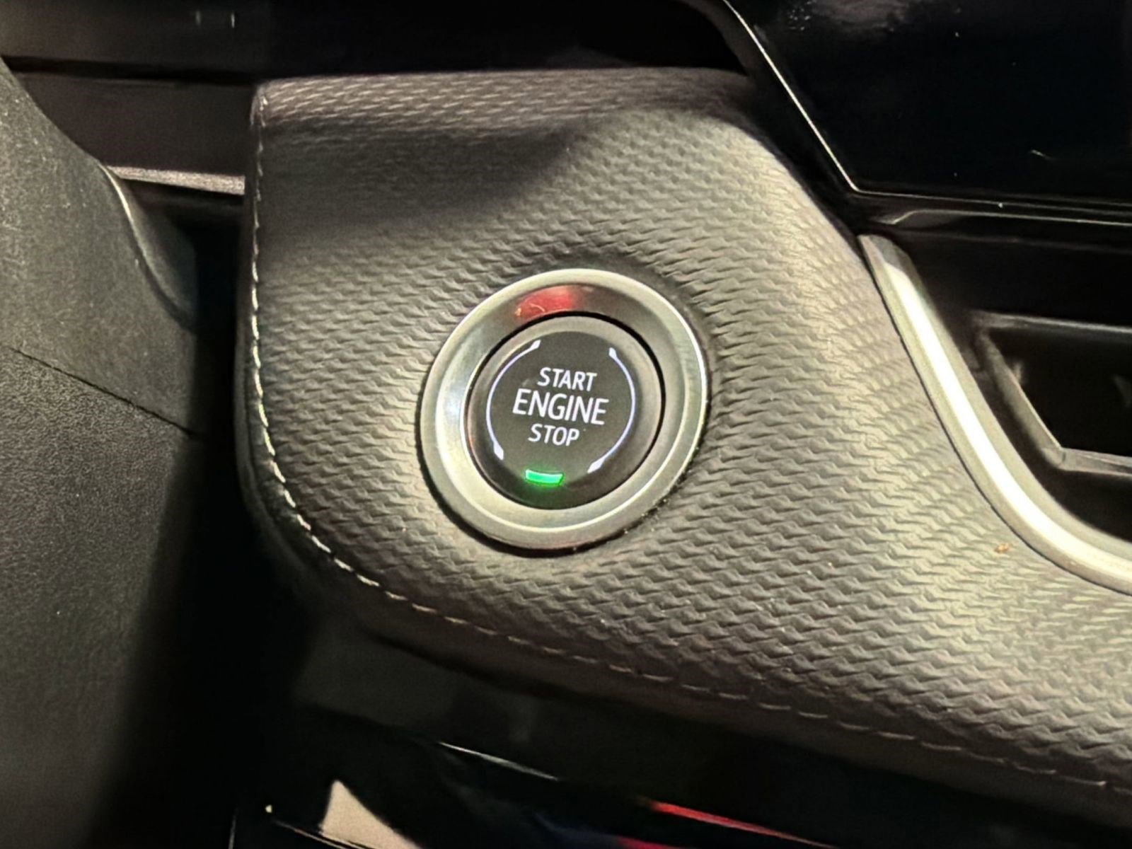 Used 2025 Chevrolet Equinox LT FWD image 26