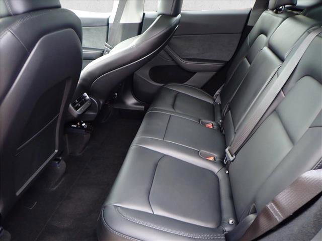 Used 2024 Tesla Model Y Performance image 10