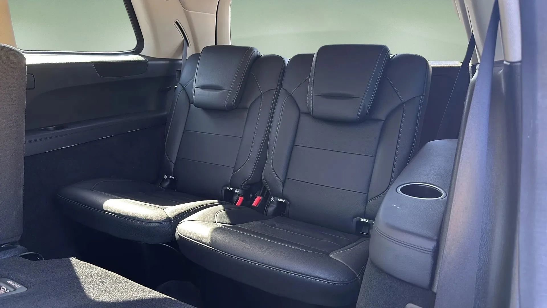 Used 2017 Mercedes-Benz GLS 450 4MATIC image 41