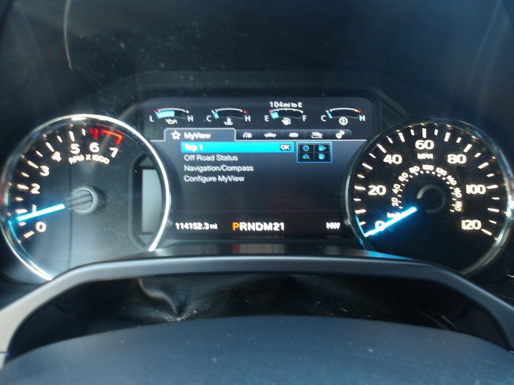 Used 2016 Ford F150 Platinum w/ Equipment Group 701A Luxury image 17