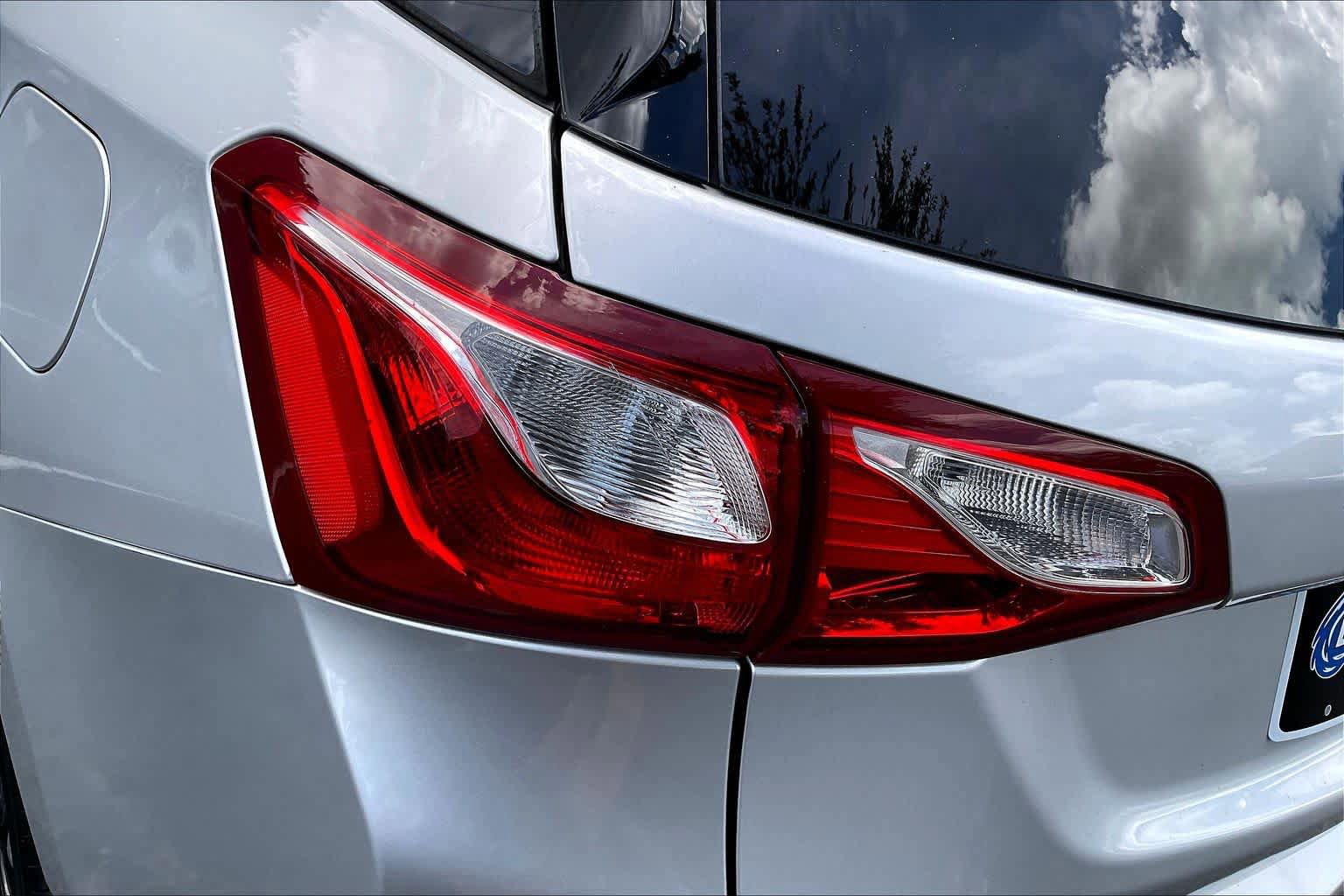Used 2021 Chevrolet Equinox LT image 28