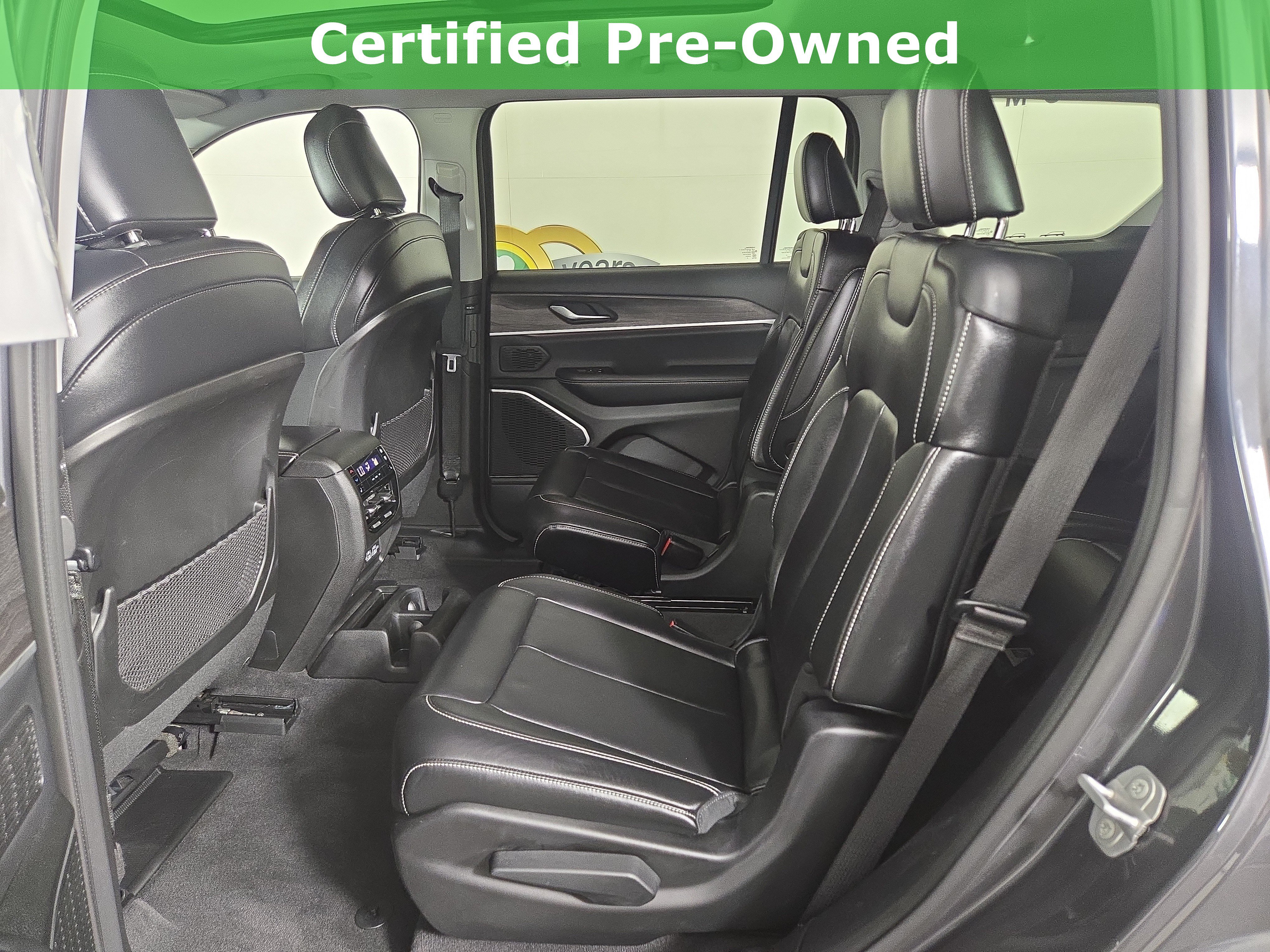 Used 2021 Jeep Grand Cherokee L Limited AWD/4WD image 13