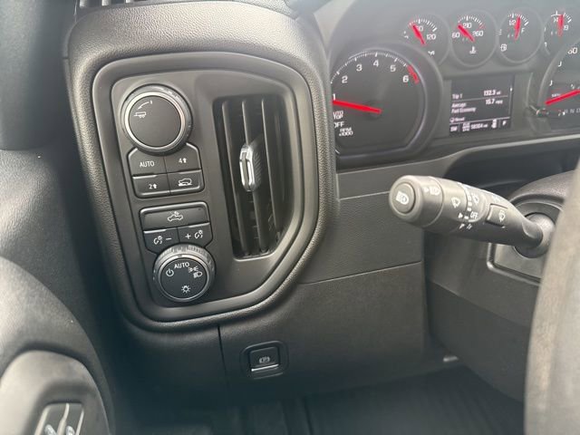 Certified 2022 Chevrolet Silverado 1500 Custom AWD/4WD image 23