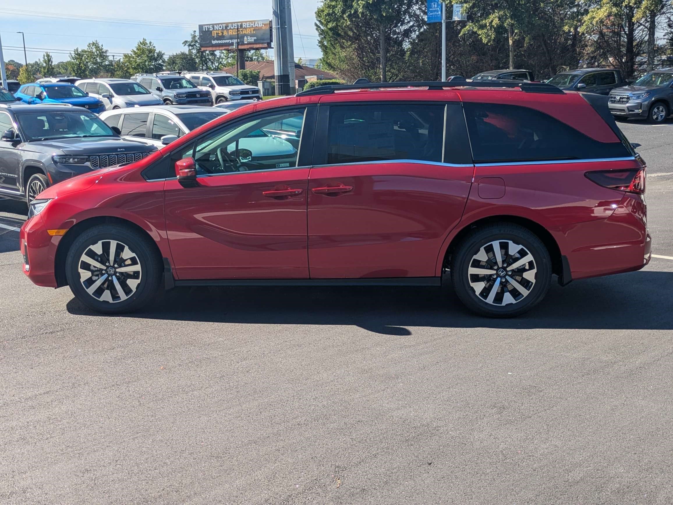 New 2027 Honda Odyssey EX-L image 9