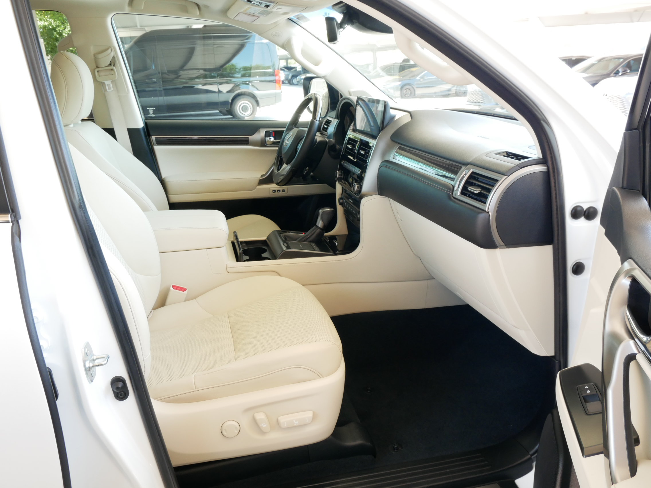 Used 2023 Lexus GX 460 Premium w/ Premium Plus Package AWD/4WD image 10