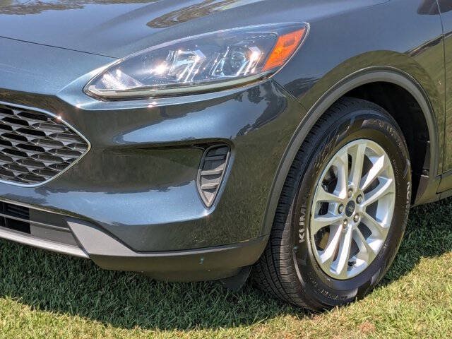 Used 2022 Ford Escape SE w/ Convenience Package AWD/4WD image 9