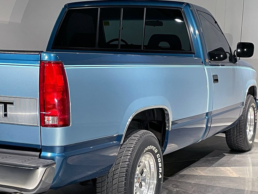Used 1992 Chevrolet Silverado 1500 2WD Regular Cab image 30