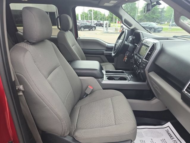 Used 2016 Ford F150 XLT w/ Equipment Group 302A Luxury AWD/4WD image 24